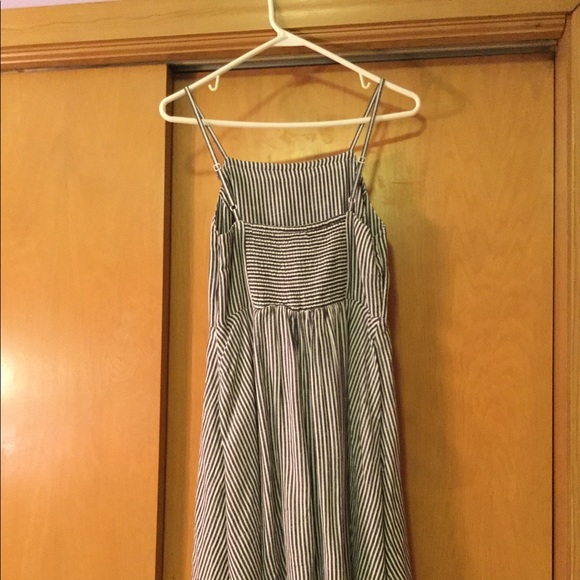 Sundress - Picture 2 of 3